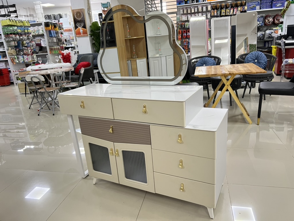 Tocador y muebles exhibidos